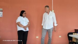 FORO ECUMÉNICO RECONOCE LABOR DE REFERENTE DE LA FLM-SM-EL SALVADOR. foto 2